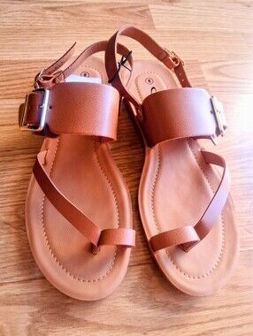 NWT Ladies brown Sandals, Shoes By CL By Laundry, Sz 8
